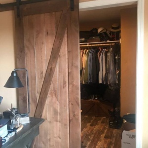 barn door on closet